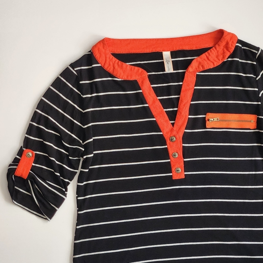 Casual Women's Top Imported White, Black and Orange Stripes Size M - Picture 4 of 9